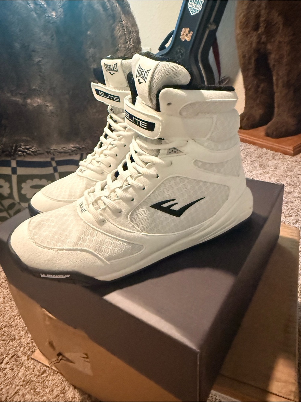 Everlast White High-Top Athletic Boxing Shoes